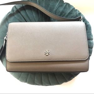 TORY BURCH Emerson crossbody clutch !!!!